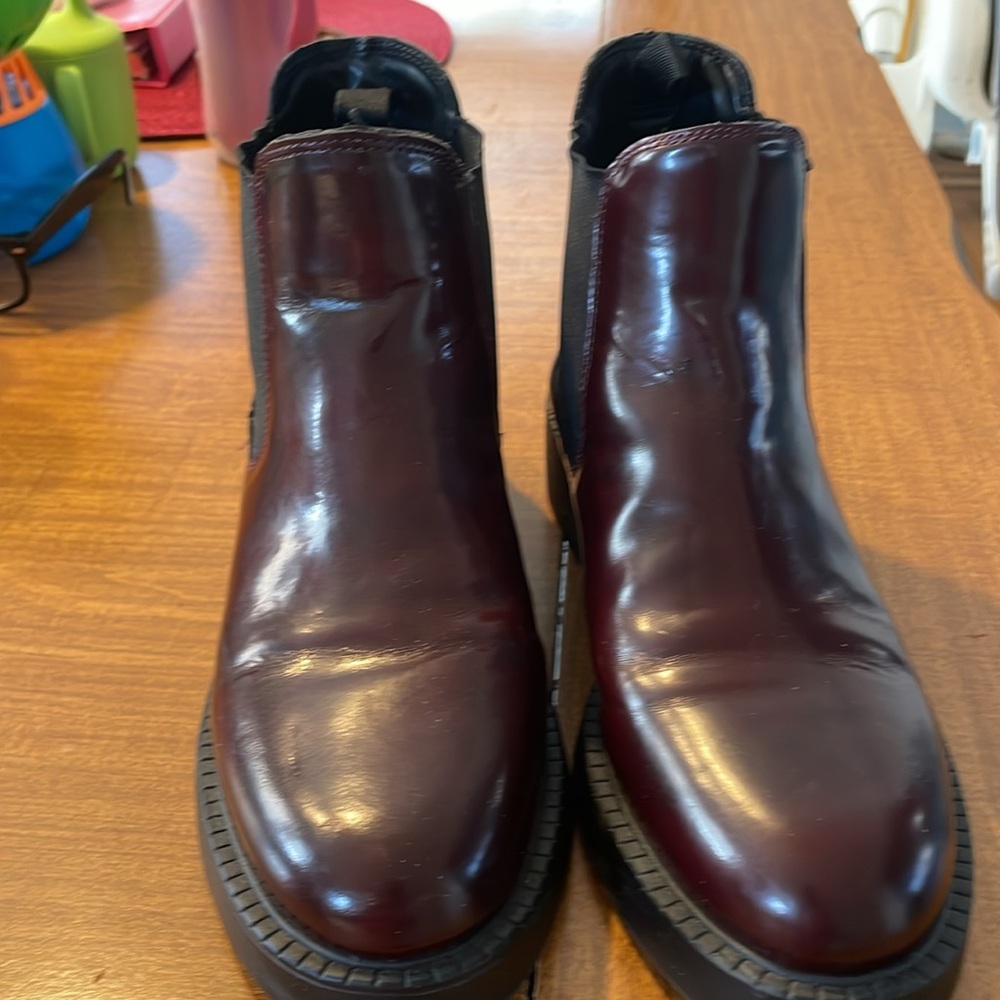 women’s dark wine boots worn once light weight by Aldo! - Picture 3 of 6